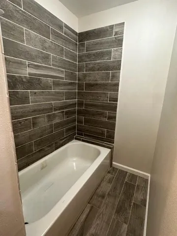 $1,800 | 330 West Genie Street, Unit B, Chalmette, LA 70043