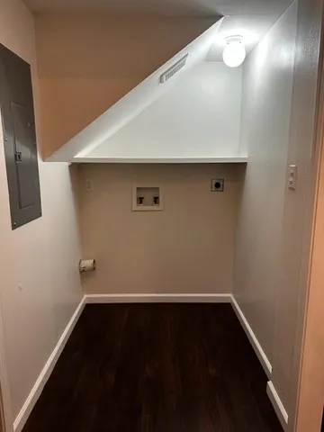 $1,800 | 330 West Genie Street, Unit B, Chalmette, LA 70043