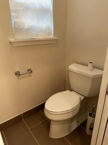 $1,800 | 330 West Genie Street, Unit B, Chalmette, LA 70043