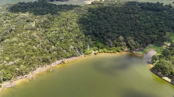 $920,000 | 2 Southeast County Road 3230, Kerens, TX 75144