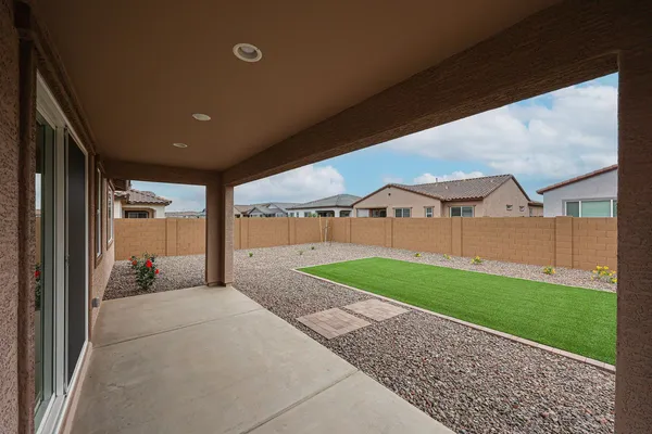 $2,700 | 7814 West Hide Trail, Peoria, AZ 85383