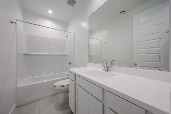 $2,700 | 7814 West Hide Trail, Peoria, AZ 85383