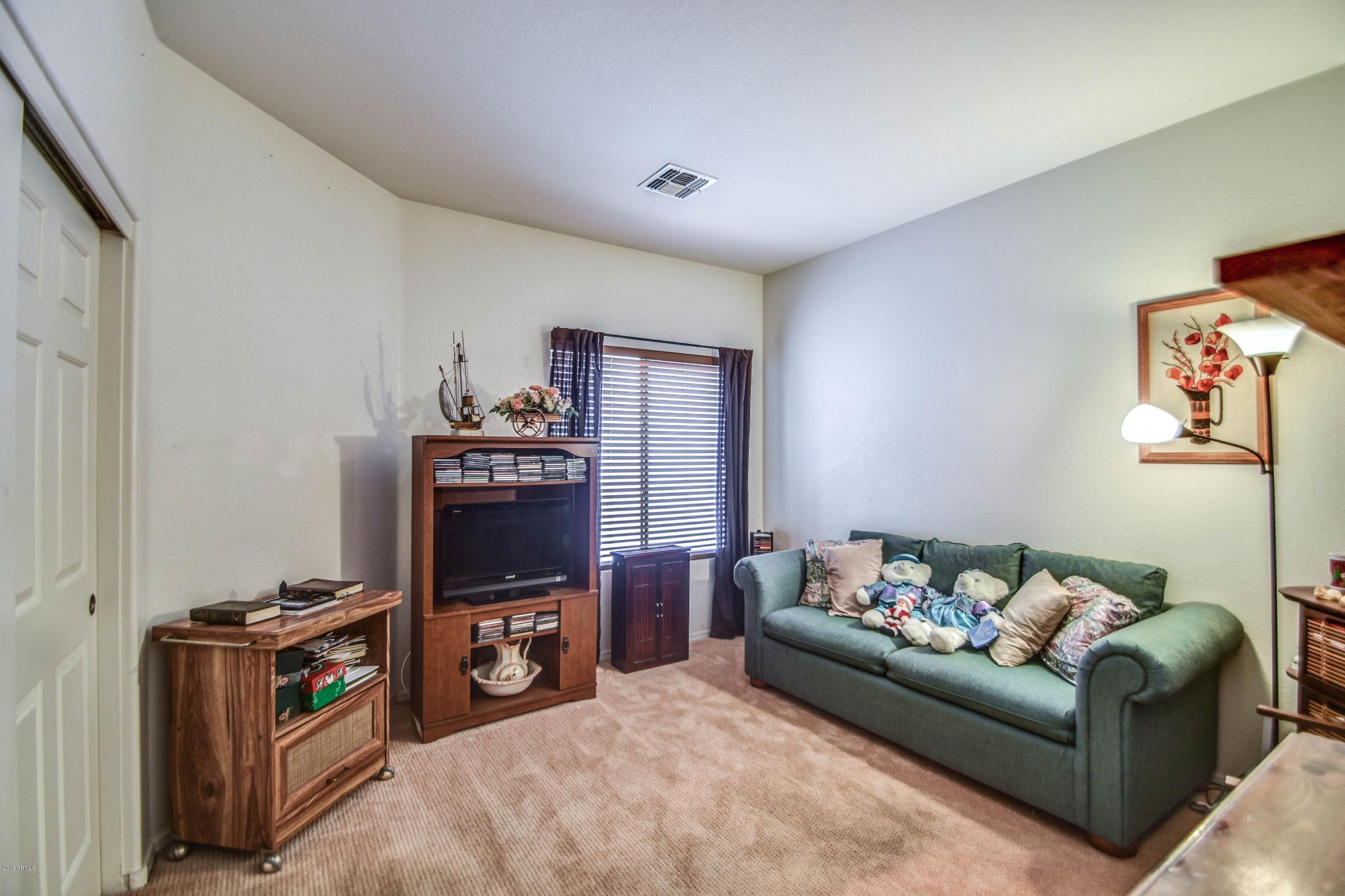 943 South Banning Street Gilbert, AZ 85296 - Photo 22 of 31 bed 2, 2