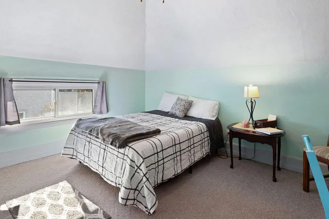 $280,000 | 317 South Main Street, Hartford, WI 53027