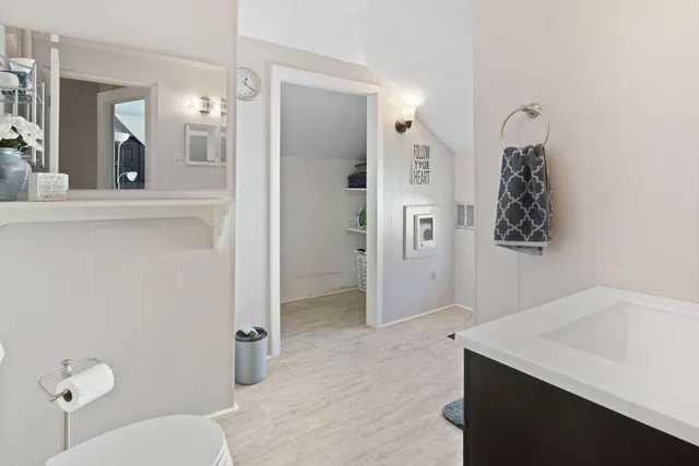 $280,000 | 317 South Main Street, Hartford, WI 53027