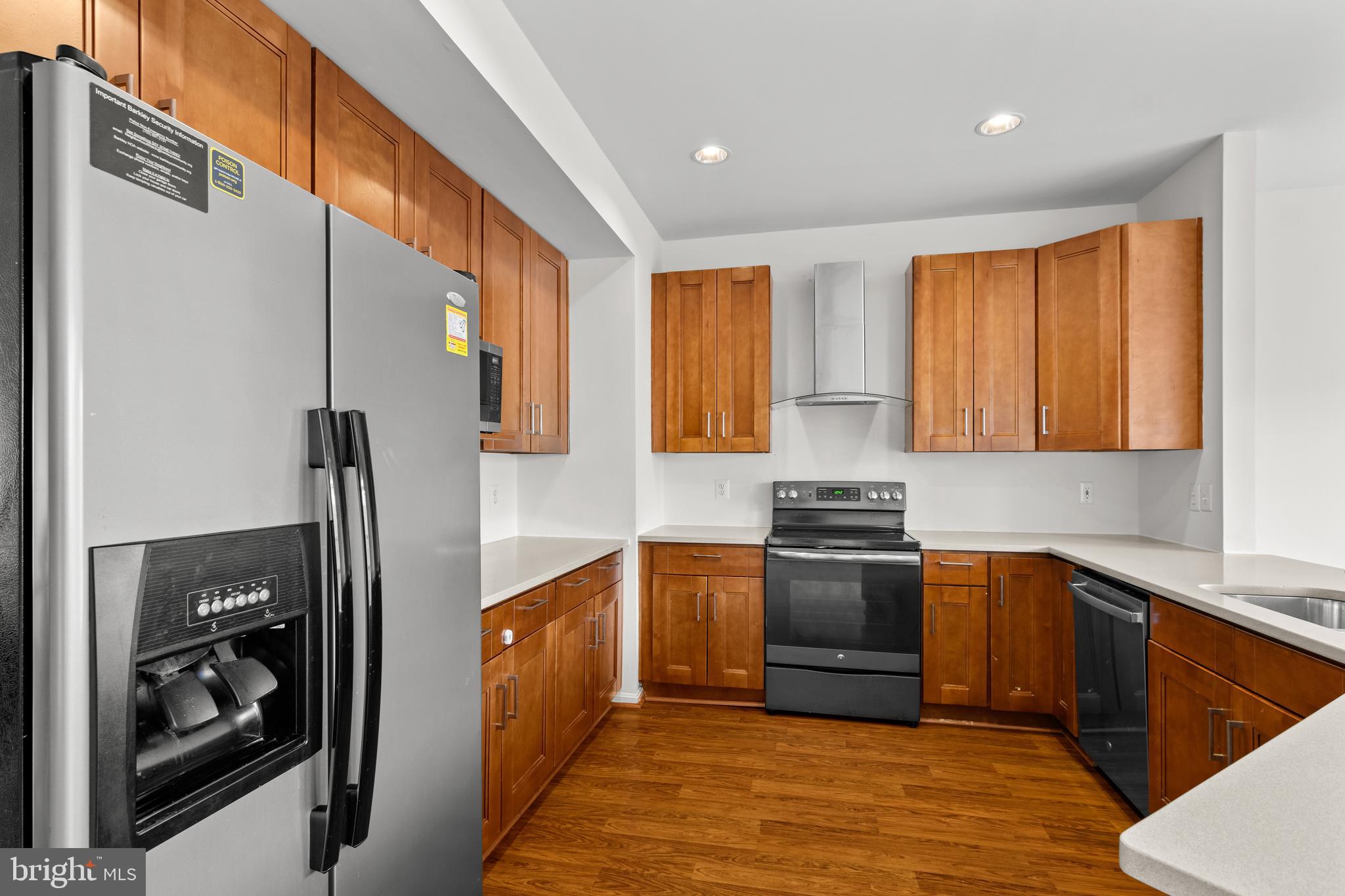 2916 Mainstone Drive Fairfax, VA 22031 - Photo 12 of 42 Kitchen