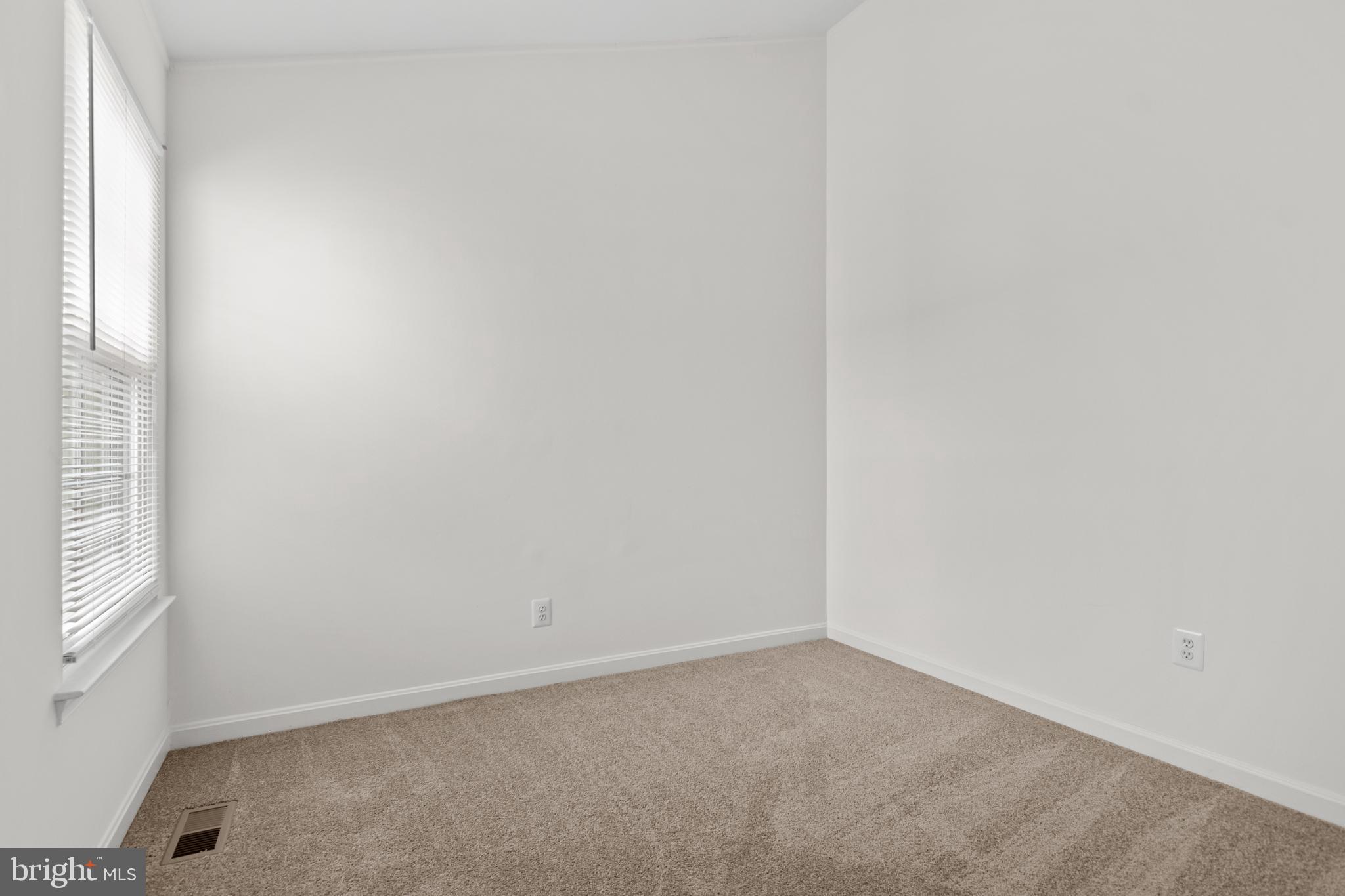 2916 Mainstone Drive Fairfax, VA 22031 - Photo 26 of 42 Bedroom #2