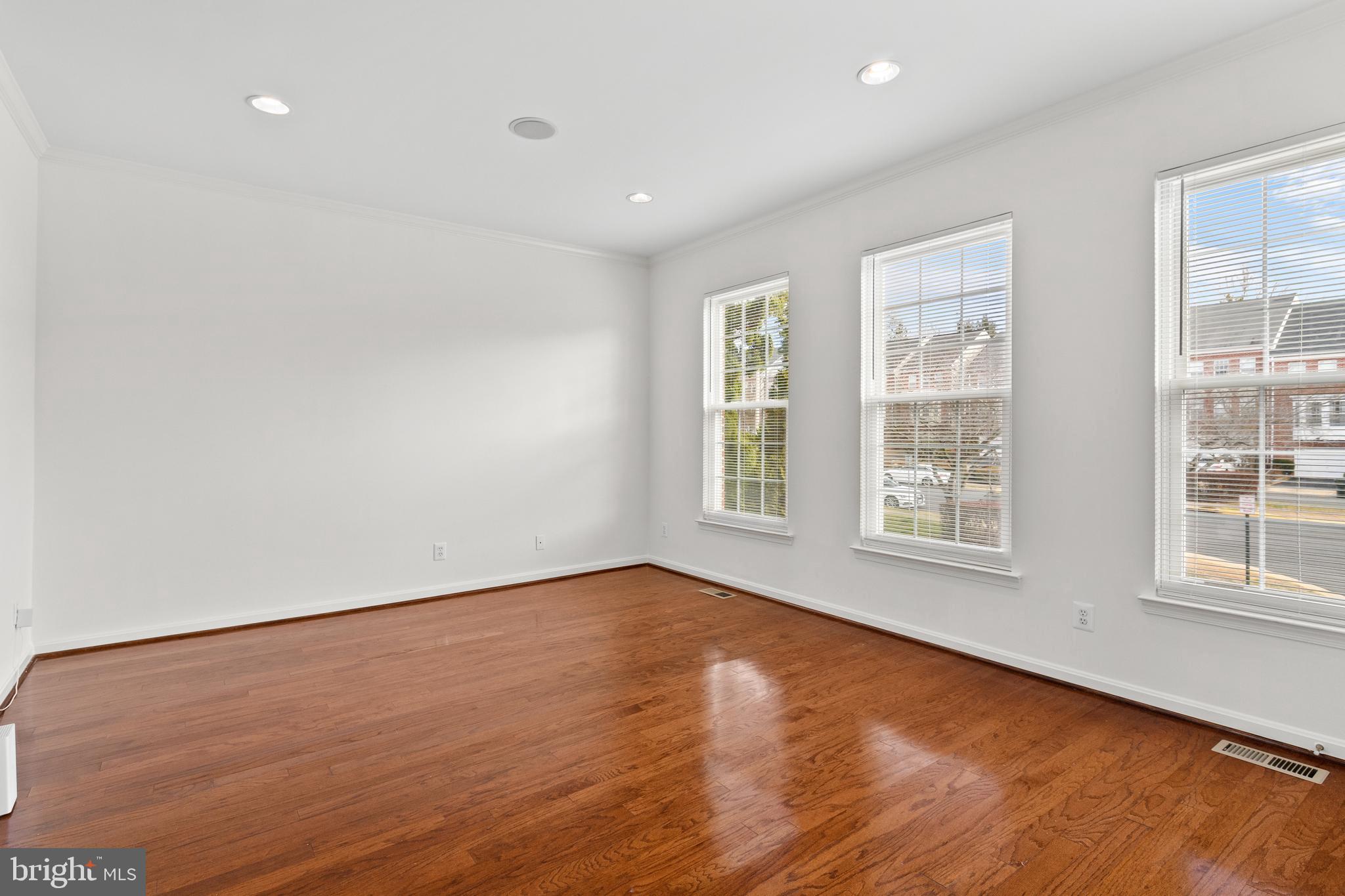 2916 Mainstone Drive Fairfax, VA 22031 - Photo 9 of 42 Living Area and Stairwell