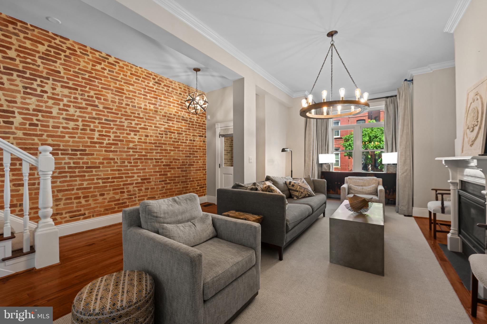 950 Westminster Street Northwest Washington, DC 20001 - Photo 4 of 36