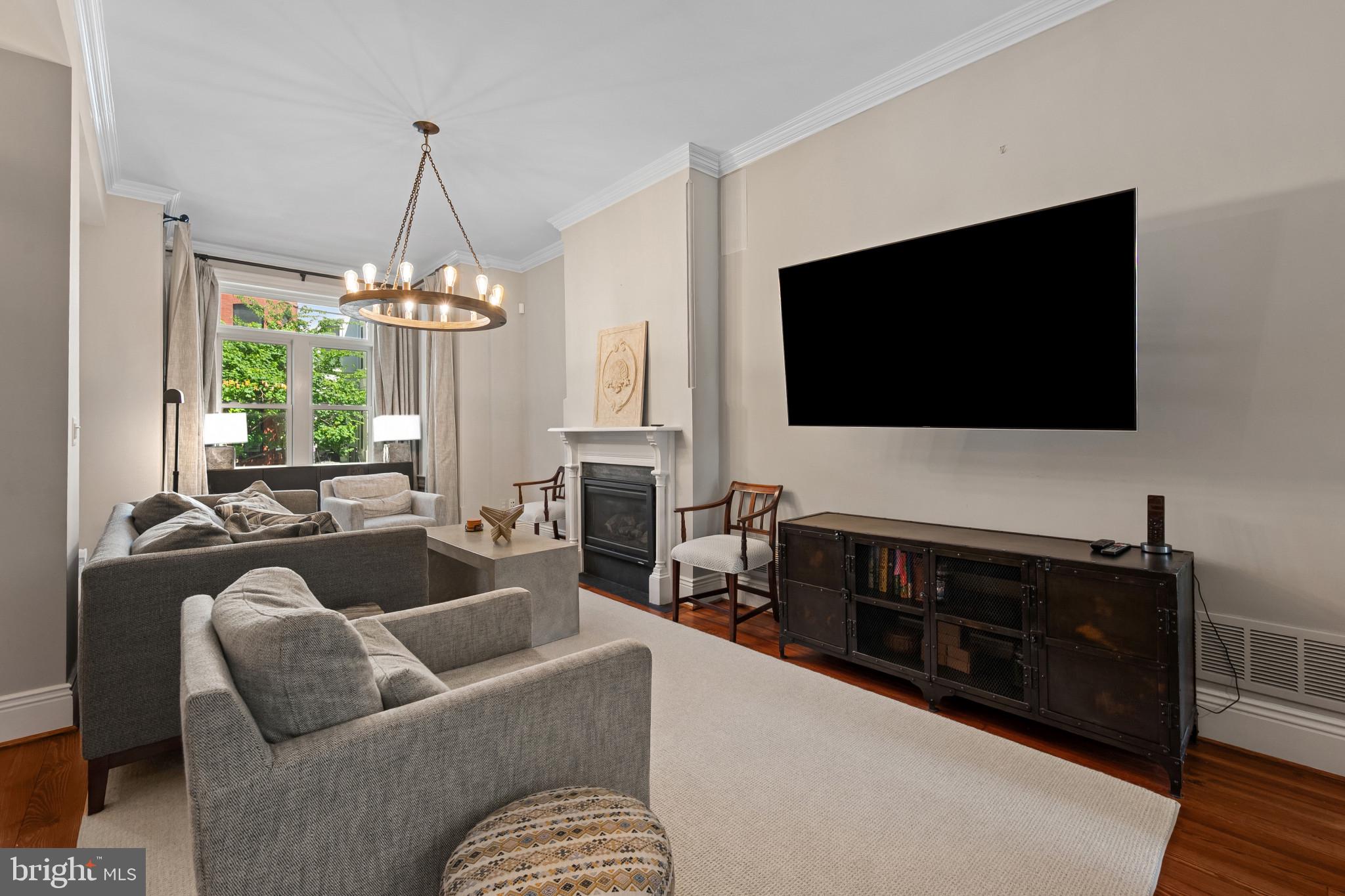 950 Westminster Street Northwest Washington, DC 20001 - Photo 5 of 36