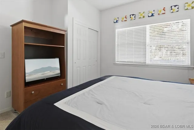 $450,000 | 354 West Palisades Condo Drive, Unit 4B, Lake Ozark, MO 65049