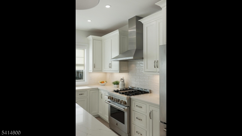 8 Mikula Way Florham Park, NJ 07932 - Photo 8 of 41