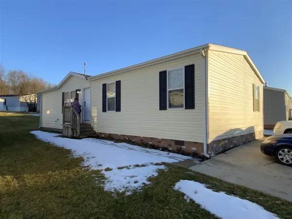 $68,000 | 3635 Hawthorn Drive, Jackson, MI 49201
