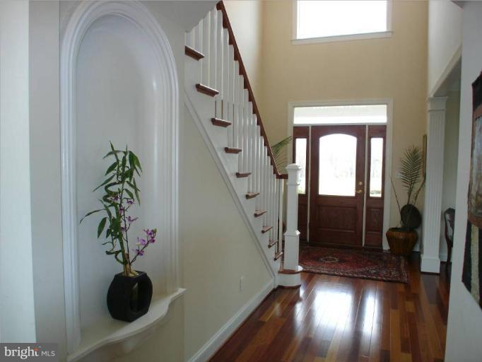 3376 Sumantown Road Middletown, MD 21769 - Photo 2 of 30 Foyer