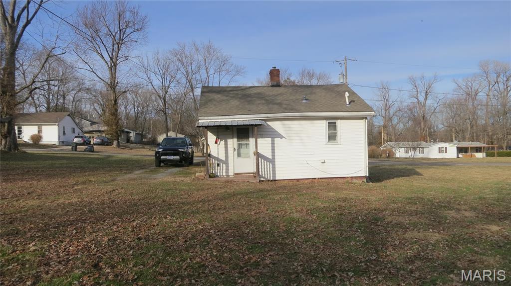 1312 3rd Street Cottage Hills, IL 62018 - Photo 2 of 14