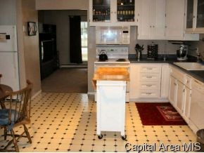 2120 Hastings Road Springfield, IL 62702 - Photo 12 of 12
