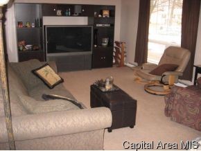 2120 Hastings Road Springfield, IL 62702 - Photo 7 of 12