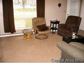 2120 Hastings Road Springfield, IL 62702 - Photo 8 of 12