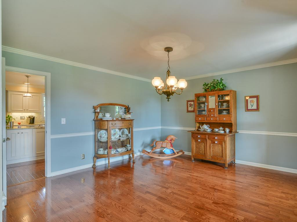 708 Hollyhill Road Johnson City, TN 37604 - Photo 14 of 35 Photo 14