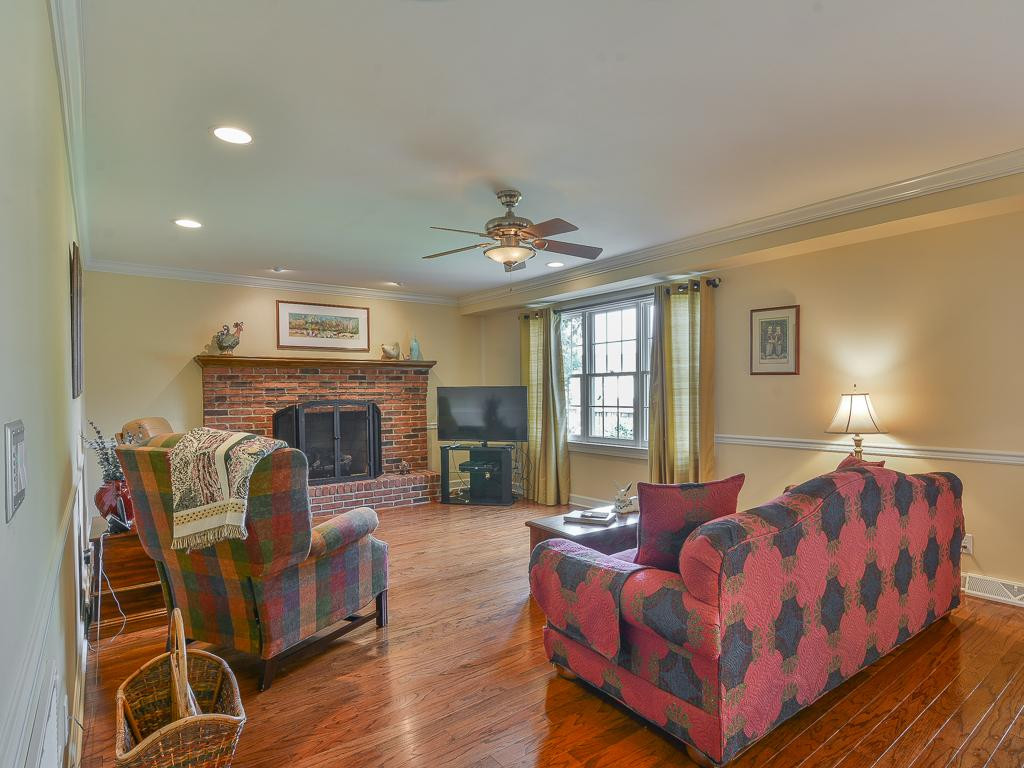 708 Hollyhill Road Johnson City, TN 37604 - Photo 6 of 35 Photo 6
