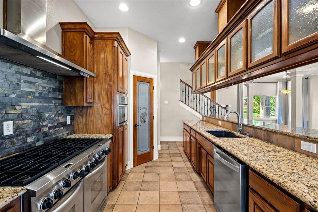 407 Valley View Court Rio Vista, TX 76093 - Photo 11 of 25 Gallery Image 11