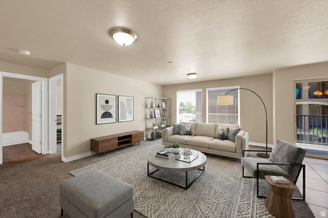 909 South Main Street, Unit G Layton, UT 84041 - Photo 2 of 25 VIRTUAL STAGING