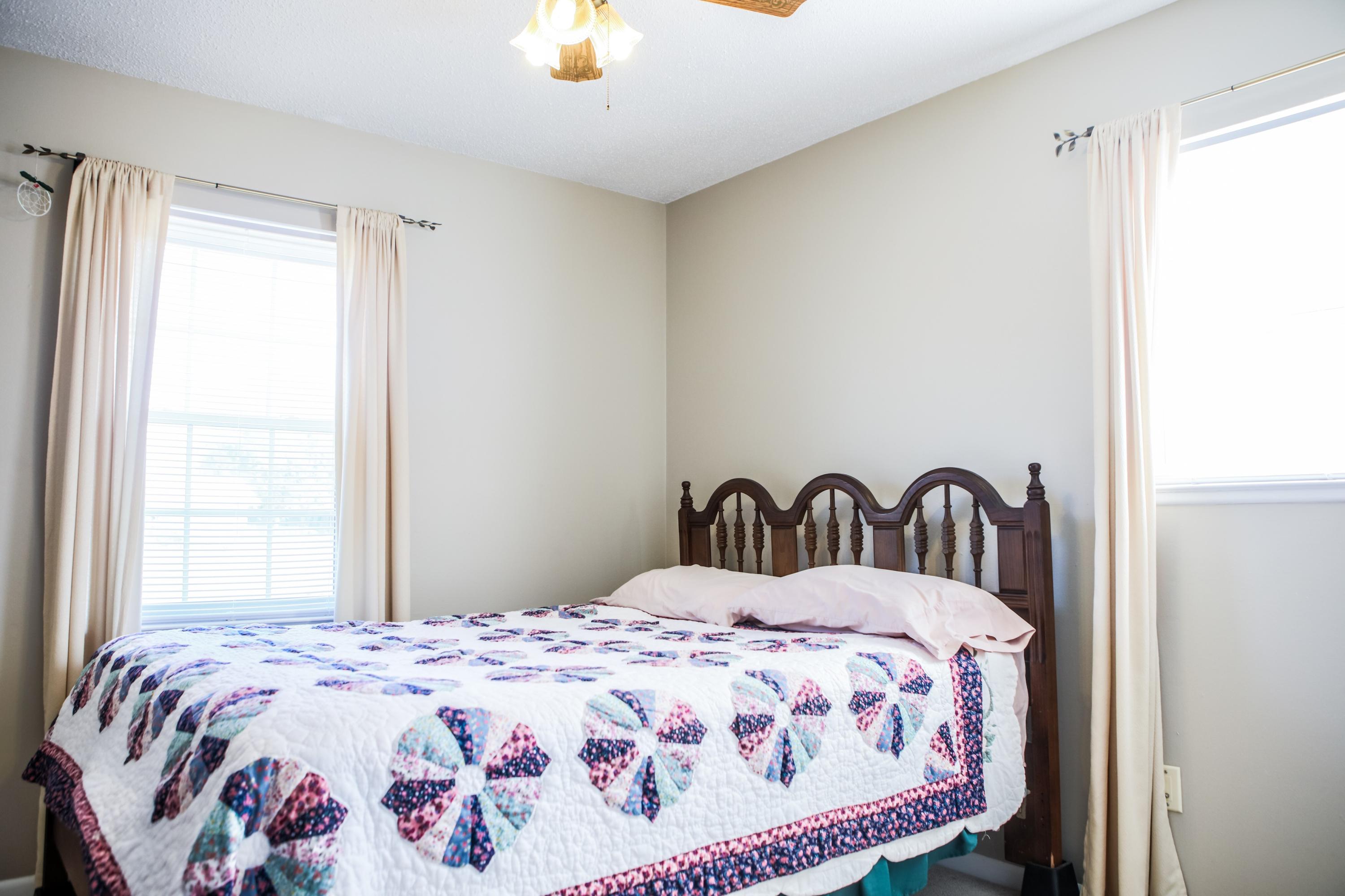 1307 Valley Road Crestview, FL 32539 - Photo 13 of 26 Guest Room
