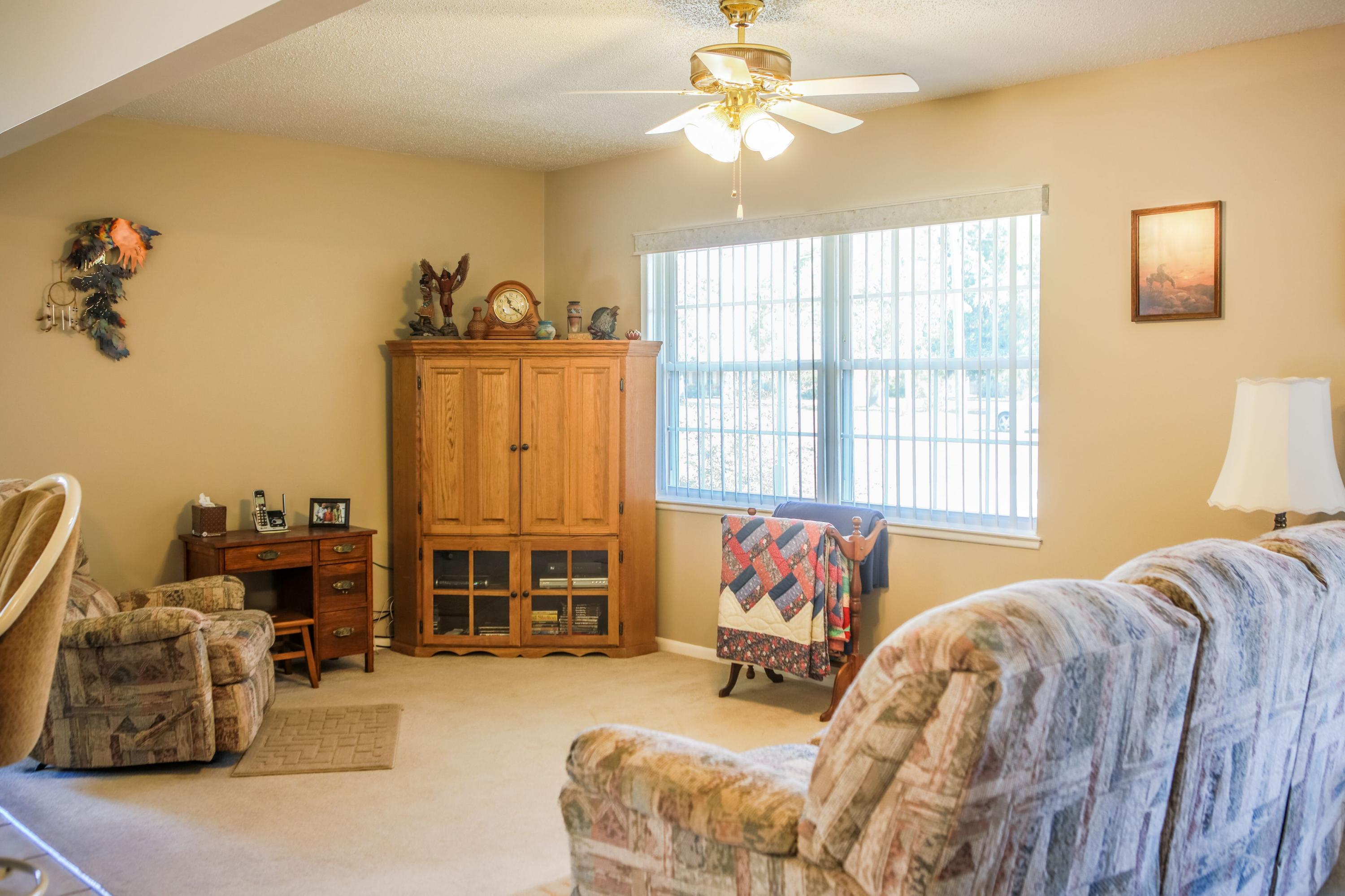 1307 Valley Road Crestview, FL 32539 - Photo 6 of 26 Family Room