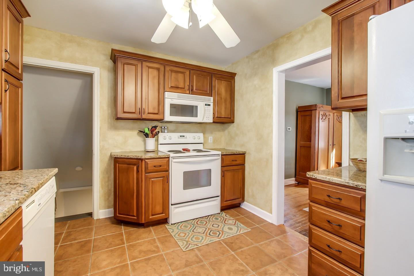 1116 Valley View Road York, PA 17403 - Photo 12 of 27 Kitchen