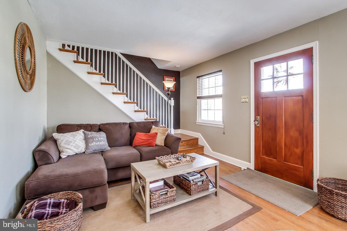 1116 Valley View Road York, PA 17403 - Photo 5 of 27 LR