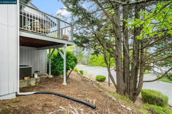 $355,000 | 225 Woodside Court, Grass Valley, CA 95945