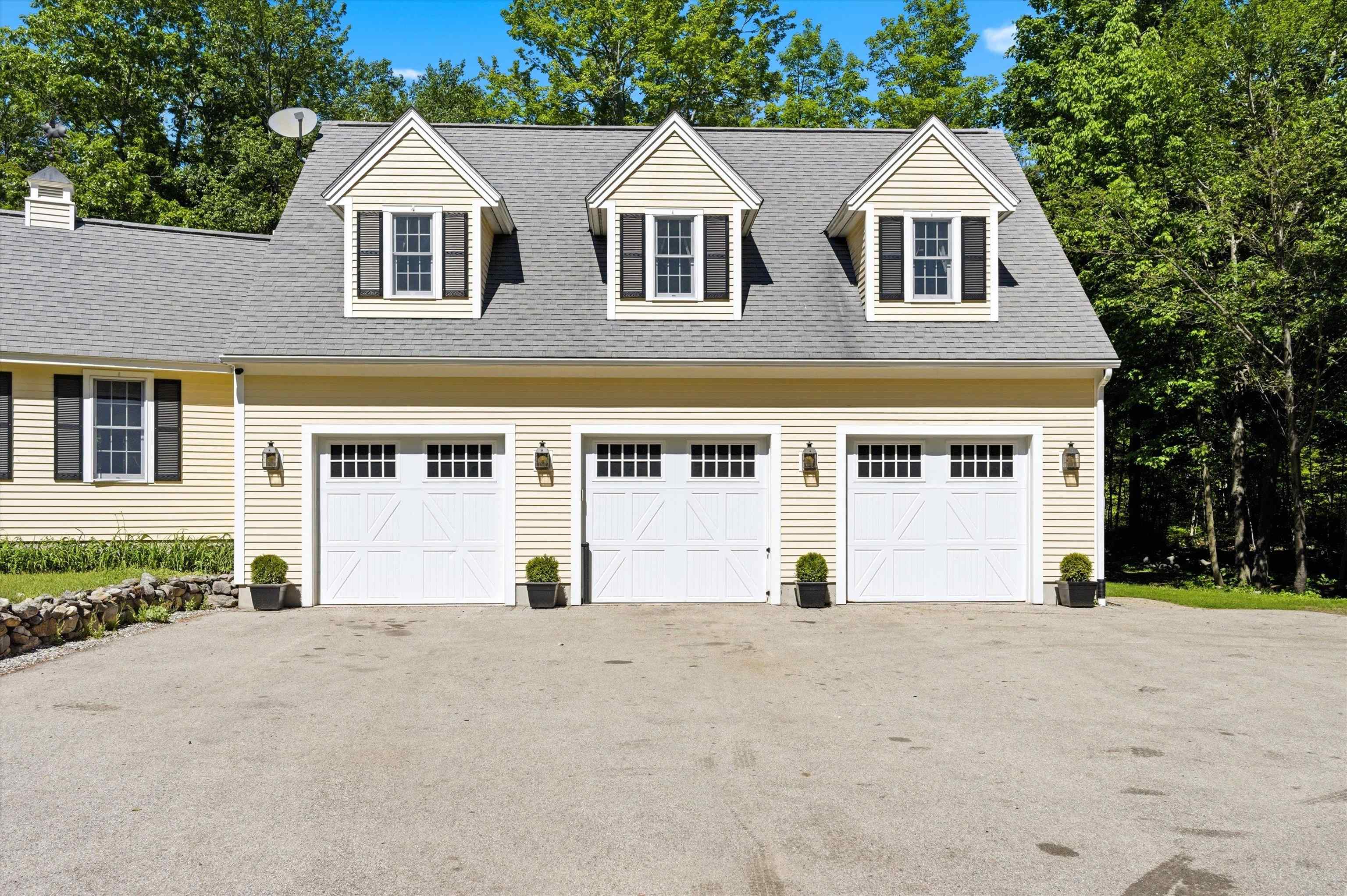 302 Forest Road Lyndeborough, NH 03082 - Photo 3 of 58