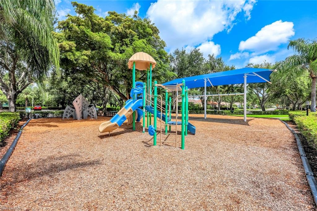 2033 Crestview Way, Unit 104 Naples, FL 34119 - Photo 22 of 24