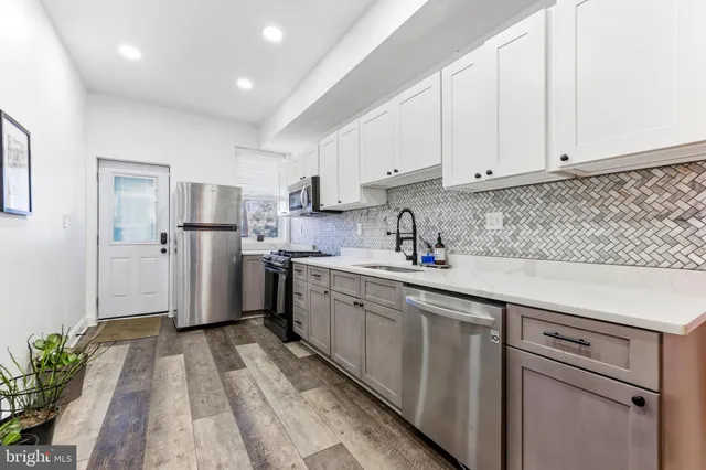 $299,900 | 737 Dolphin Street, Baltimore, MD 21217