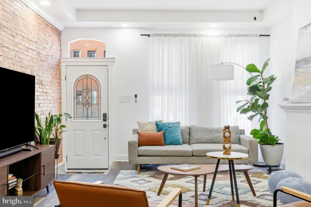 $299,900 | 737 Dolphin Street, Baltimore, MD 21217