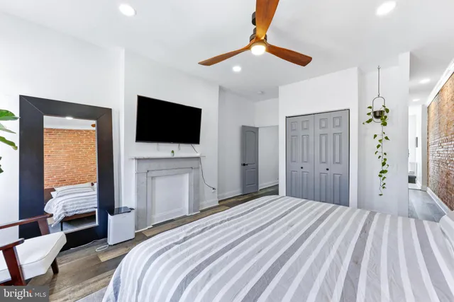 $299,900 | 737 Dolphin Street, Baltimore, MD 21217