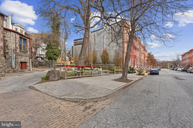 $299,900 | 737 Dolphin Street, Baltimore, MD 21217