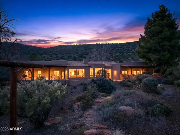 $1,847,000 | 121 Los Coyotes Trail, Sedona, AZ 86351