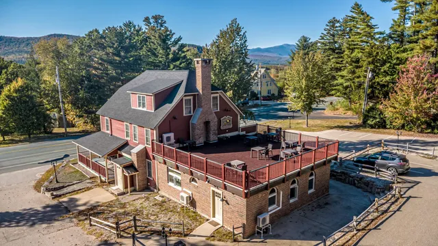 $1,595,000 | 3465 White Mountain Highway, Conway, NH 03860
