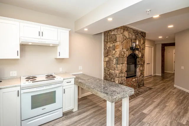 $1,595,000 | 3465 White Mountain Highway, Conway, NH 03860