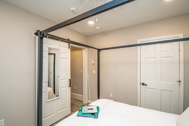 $1,595,000 | 3465 White Mountain Highway, Conway, NH 03860