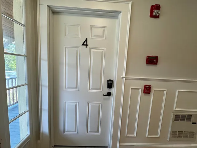 $1,595,000 | 3465 White Mountain Highway, Conway, NH 03860