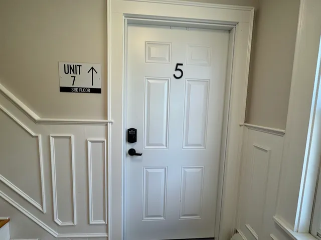 $1,595,000 | 3465 White Mountain Highway, Conway, NH 03860