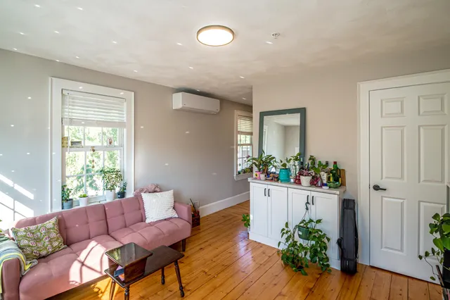 $1,595,000 | 3465 White Mountain Highway, Conway, NH 03860