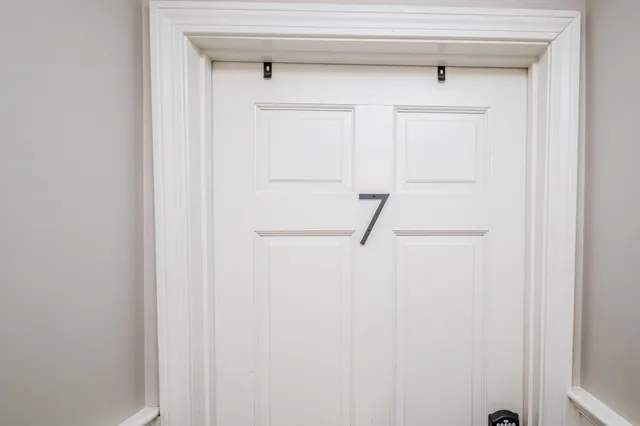 $1,595,000 | 3465 White Mountain Highway, Conway, NH 03860