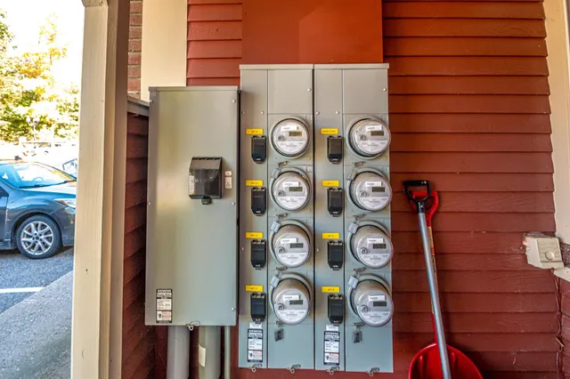 $1,595,000 | 3465 White Mountain Highway, Conway, NH 03860