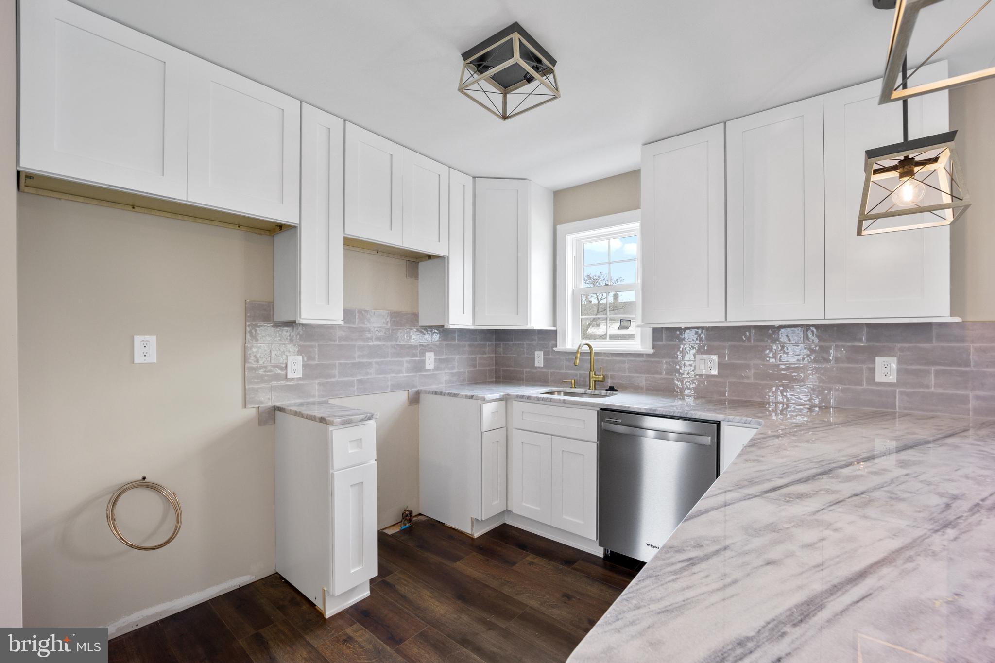 33 Winding Road Levittown, PA 19057 - Photo 13 of 33 Gallery Image 13