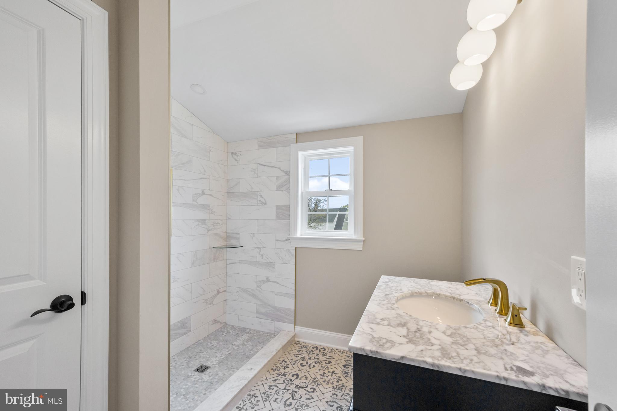 33 Winding Road Levittown, PA 19057 - Photo 25 of 33 Gallery Image 25