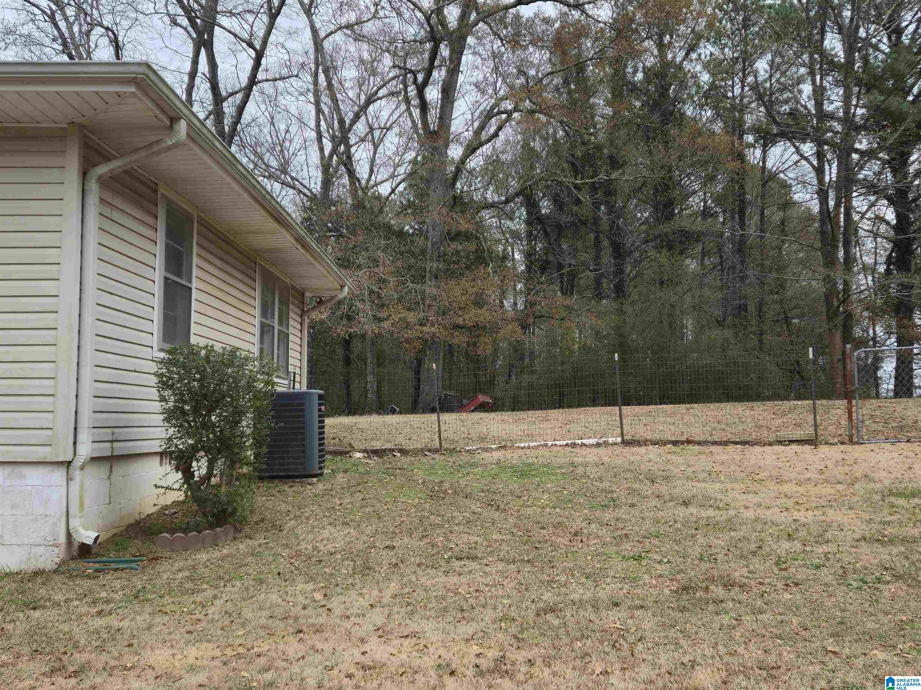 8881 Corner School Road Warrior, AL 35180 - Photo 13 of 21 Gallery Image 13