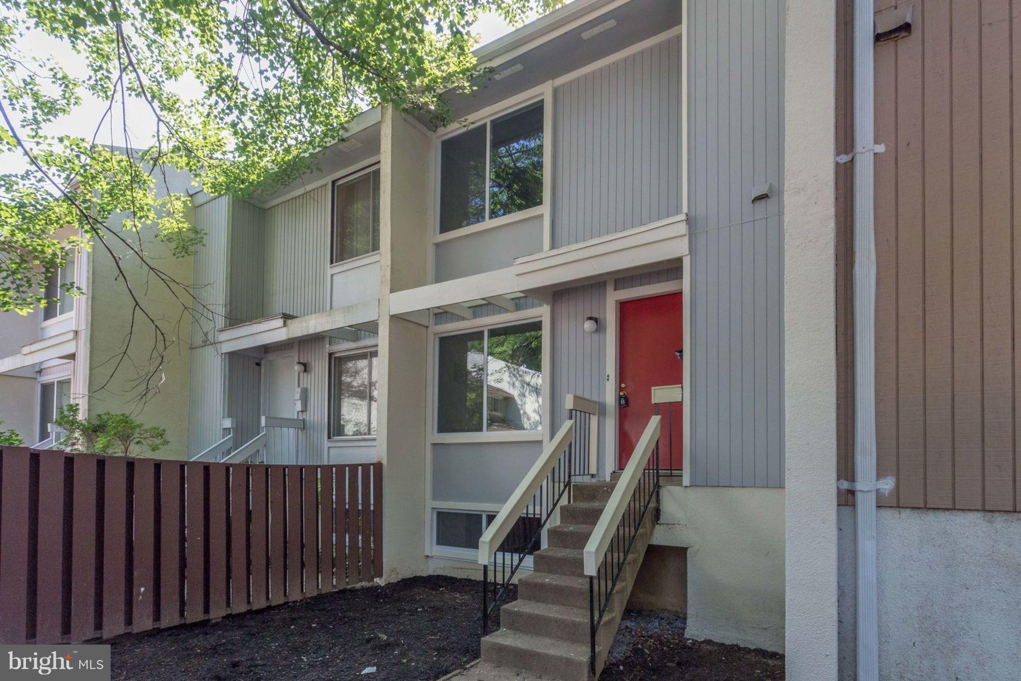 2349 Southgate Square Reston, VA 20191 - Photo 1 of 30